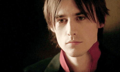 Reeve Carney Reeve Carney 140624 02 Male Celeb Bio amp Pictures