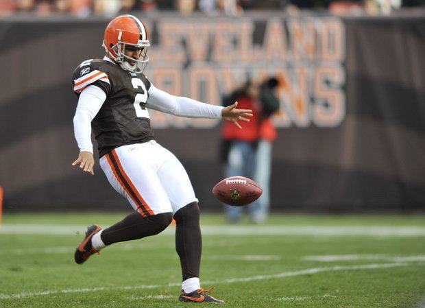 Reggie Hodges Cleveland Browns Stadium is the toughest place to kick
