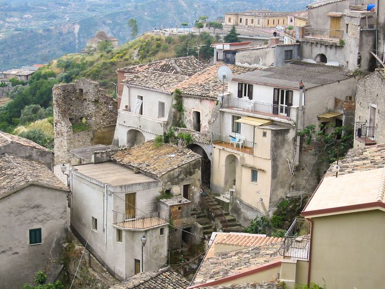 Reggio Calabria httpsuploadwikimediaorgwikipediacommonsbb