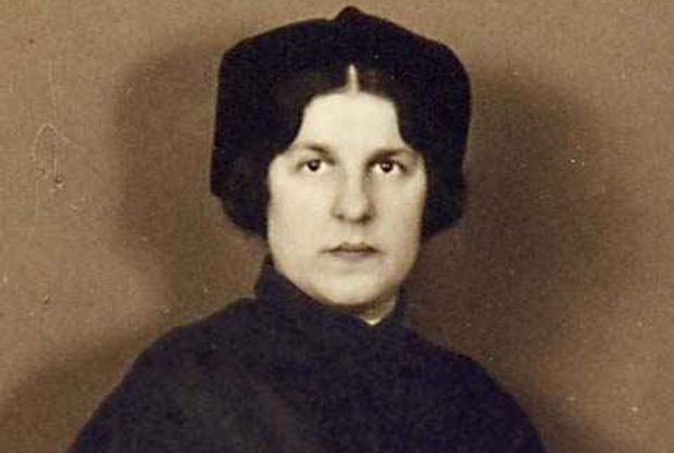 Regina Jonas Regina Jonas was Ordained in 1935 and Died at Auschwitz Now Her