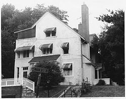 Reginald A. Fessenden House httpsuploadwikimediaorgwikipediacommonsthu