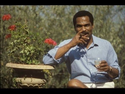 Reginald Lewis Reginald F Lewis Americas First Black Billion Dollar Businessman