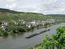 Reil, Germany httpsuploadwikimediaorgwikipediacommonsthu