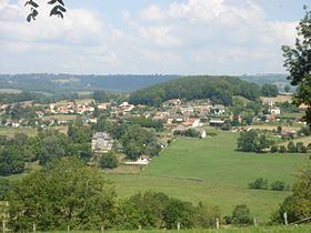 Reilhac, Cantal httpsuploadwikimediaorgwikipediacommonsthu