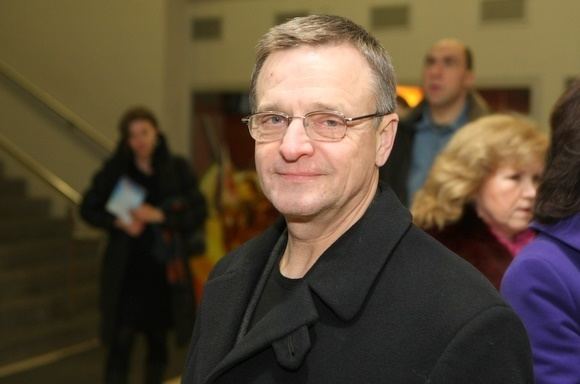 Remigijus Vilkaitis Aktorius Remigijus Vilkaitis isiskyr su mona Jolita Vardai