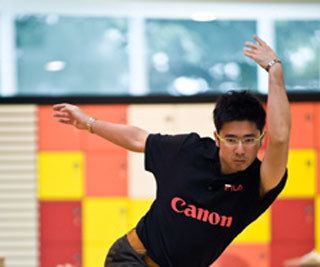 Remy Ong Bowling Remy Ong gets gold in Commonwealth Tenpin Bowling SgLinkscom