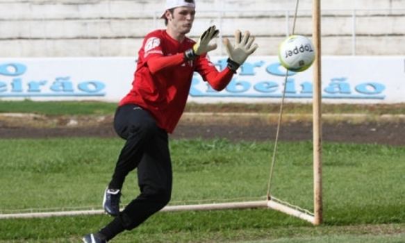 Renan Soares Reuter Contrato termina e Renan deixa o Timo sem entender falta de