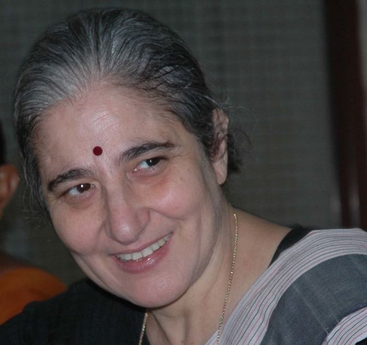 Renana Jhabvala Financial Crises the Informal Economy and Workers Unions Global