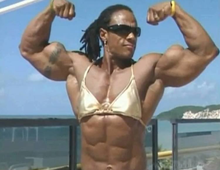 Renné Toney the 21in arms of Renee Toney bodybuilding