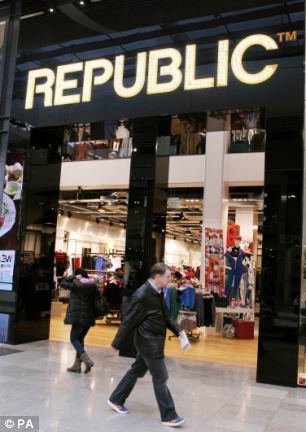 Republic (retailer) idailymailcoukipix20130212article2277649