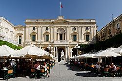 Republic Square, Valletta httpsuploadwikimediaorgwikipediacommonsthu