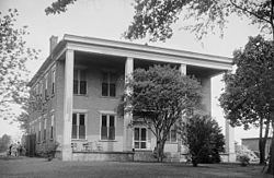 Rhea–McEntire House httpsuploadwikimediaorgwikipediacommonsthu