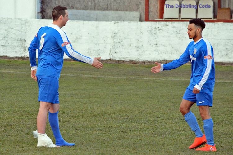 The Dribbling Code on X: "Capt.Rhys Meynell shakes hands with Tyler  Williams at full-time...whilst modelling the new range of 100% genuine Ugg  boots from Elmsall mkt! t.co/qlHK9JkH13" / X