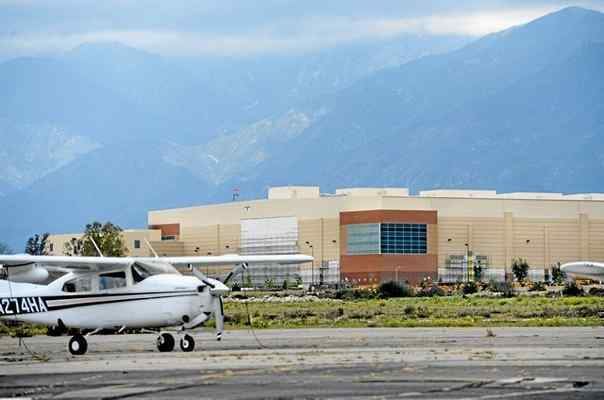 Rialto Municipal Airport Final closure of Rialto Municipal Airport is now almost guaranteed
