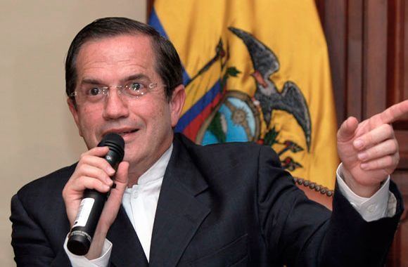 Ricardo Patino Ecuador receives full support from OAS Ministers in
