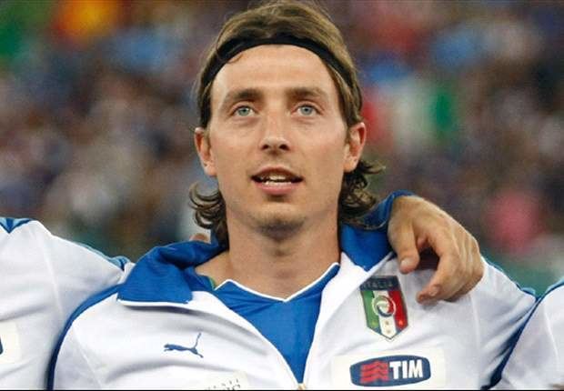 Riccardo Montolivo Fiorentina confirm they will not sell Riccardo Montolivo