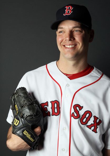 Rich Hill (pitcher) Former YBL Pitcher Rich Hill Signs Again with Red Sox