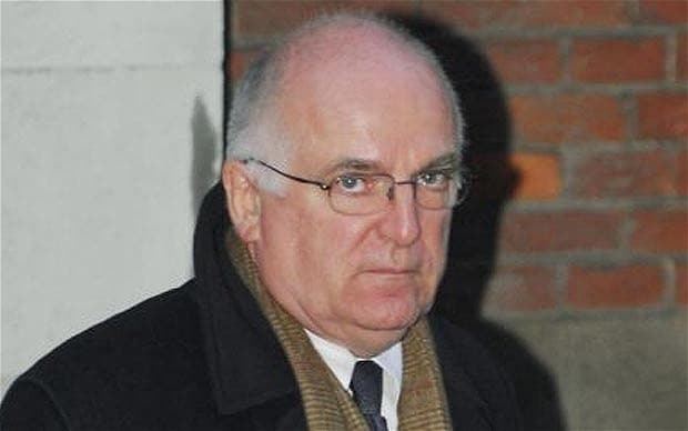 Richard Dearlove Former head of MI6 threatens to expose secrets of Iraq