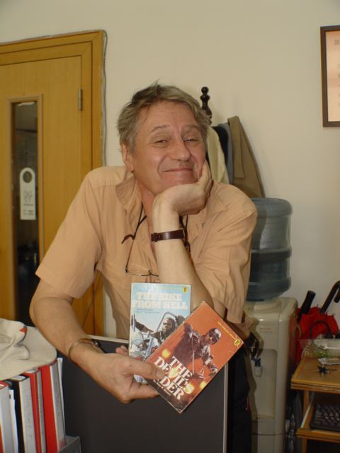 Richard Gordon (Scottish author)