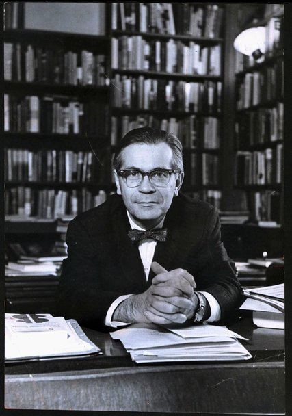 Richard Hofstadter Somebody39s Watching Us The New York Times