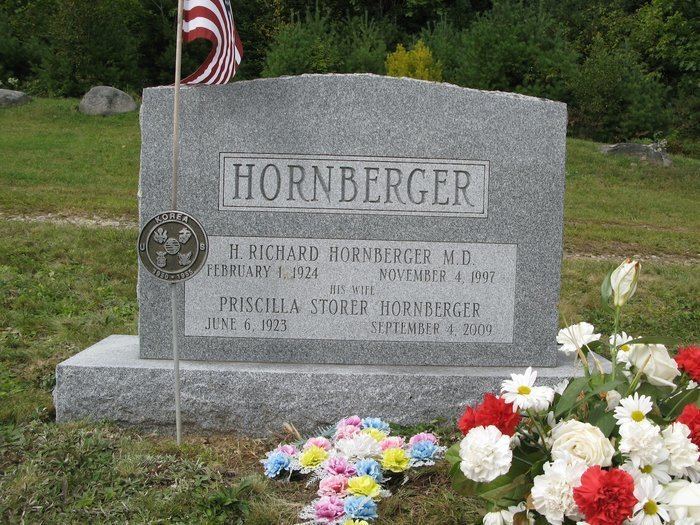 Richard Hooker (author) H Richard Hornberger 1924 1997 Find A Grave Memorial