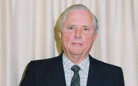 Richard Parsons (diplomat) Sir Richard Parsons diplomat obituary