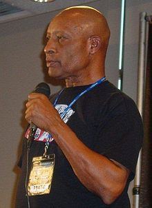 Richard Steele (referee) httpsuploadwikimediaorgwikipediaenthumb7