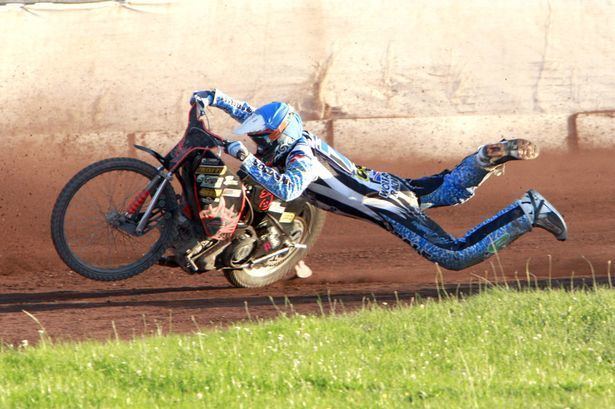 Richie Worrall Newcastle Diamonds39 star Richie Worrall doubles up to join