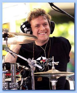 Rick Allen (drummer) Rick Allen One armed drummer MEDCHROME