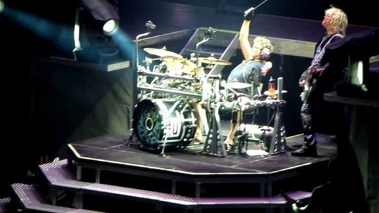 Rick Allen (drummer) Def Leppard Rick Allen drum solo Live in Madrid 2013 YouTube