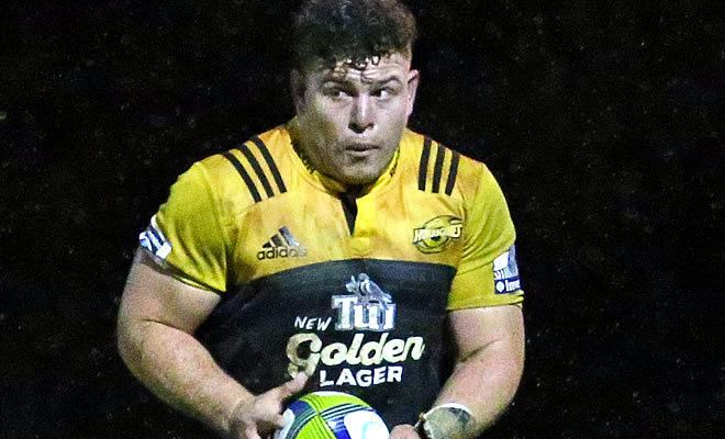 Ricky Riccitelli Hurricanes give Coles more time for Semifinal Super Rugby Super