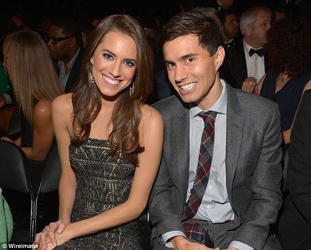 Ricky Van Veen Allison Williams to marry College Humor founder Ricky Van