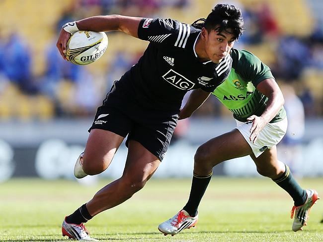 Rieko Ioane Rieko Ioane New Zealand sevens star compared to Sonny