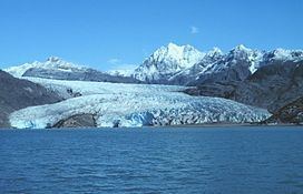 Riggs Glacier httpsuploadwikimediaorgwikipediacommonsthu