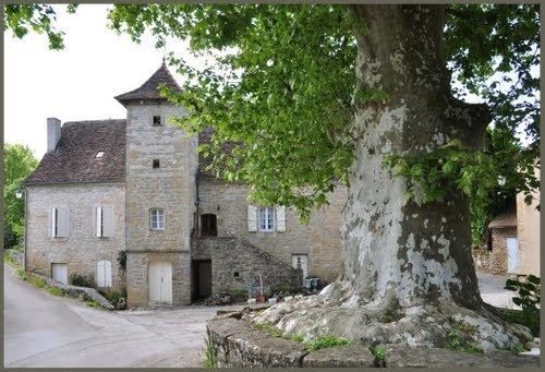 Rignac, Aveyron mw2googlecommwpanoramiophotosmedium39482248jpg