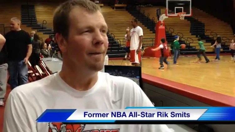 Rik Smits Indiana Pacers great Rik Smits returns to Marist College