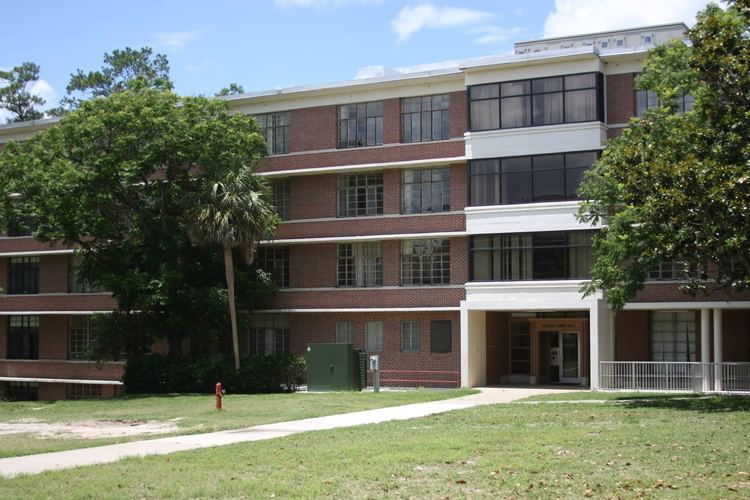 Riker Hall (Gainesville, Florida) uploadwikimediaorgwikipediacommons003UFRik