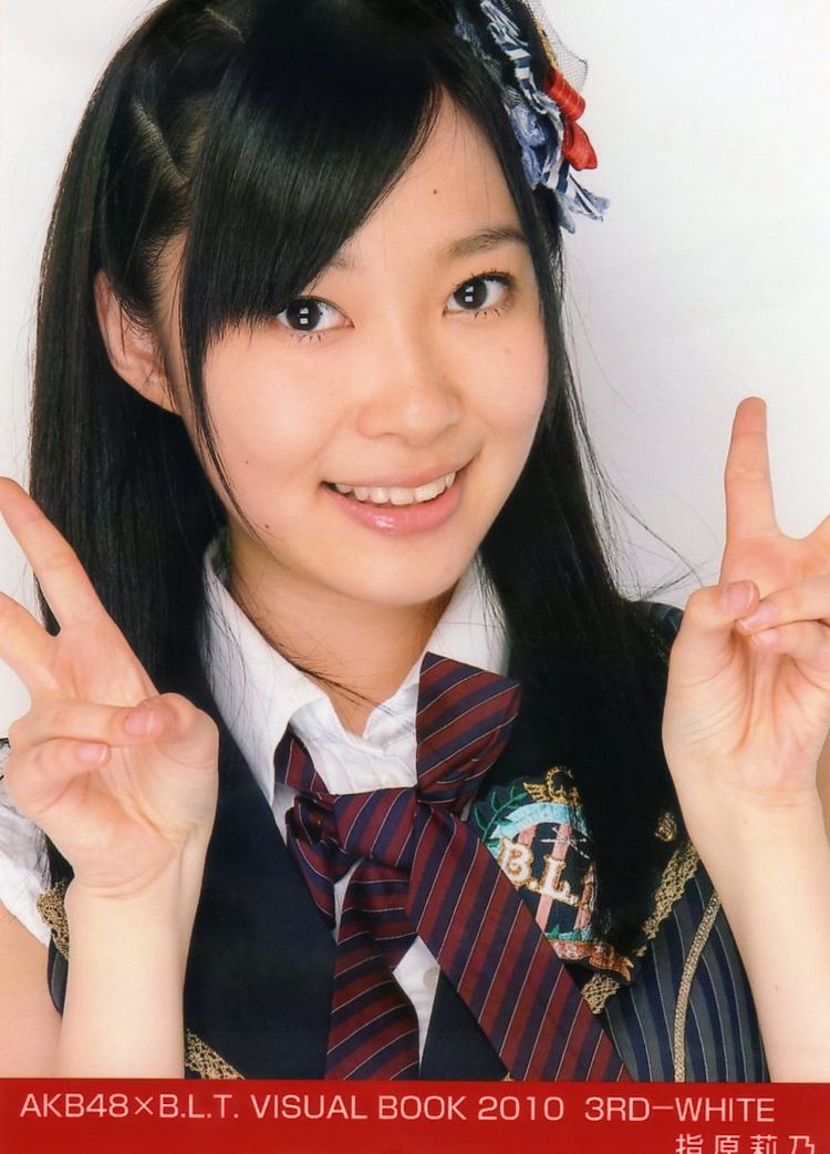 Rino Sashihara Top 5 AKB48 Members October 2010 IXA Ready Fist On