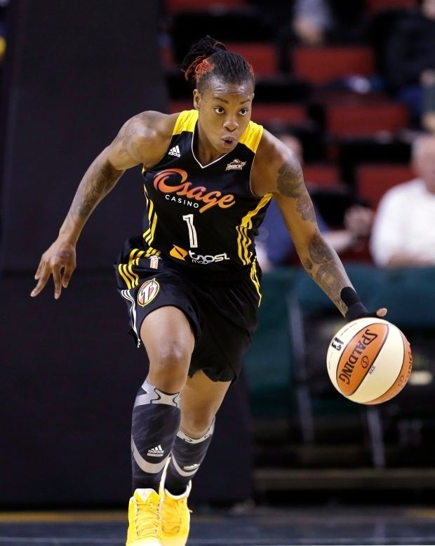 Riquna Williams Riquna Williams of the WNBA39s Tulsa Shock scored league