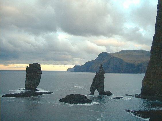 Risin og Kellingin Risin og Kellingin Risin and Kellingin island of Eysturoy Faroe