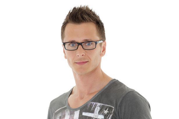 Ritchie Neville 5ive will become two for Reading gig Get Reading