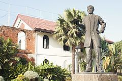 Rizal Shrine (Intramuros) httpsuploadwikimediaorgwikipediacommonsthu