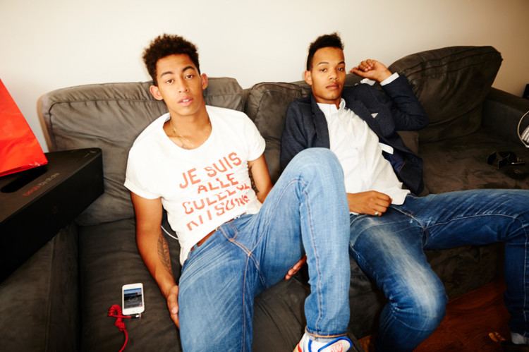 Rizzle Kicks Rizzle Kicks cancel tour as Harley receives treatment for anxiety