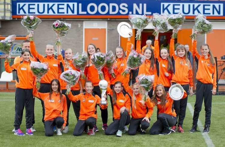 RKAV Volendam RKAV Volendam D1 dames Nederlands Kampioen en gehuldigd in rust