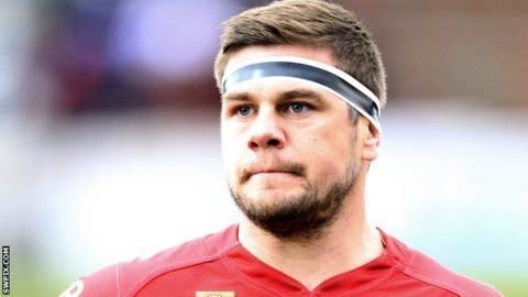 Rémi Casty Remi Casty Catalans Dragons captain out for four weeks with rib