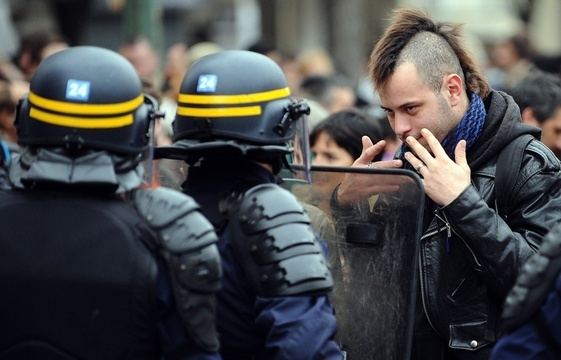 Rémi Fraisse Manifestation pour Rmi Fraisse 2 policiers blesss Toulouse et