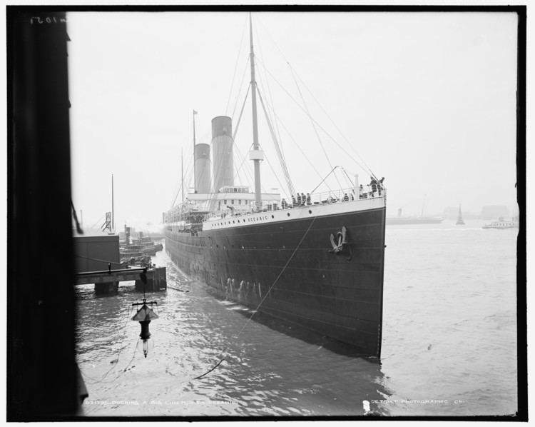 RMS Oceanic (1899) RMS Oceanic arriving in New York circa 1910 5000x3989 HistoryPorn