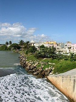 Río Grande de Arecibo httpsuploadwikimediaorgwikipediacommonsthu