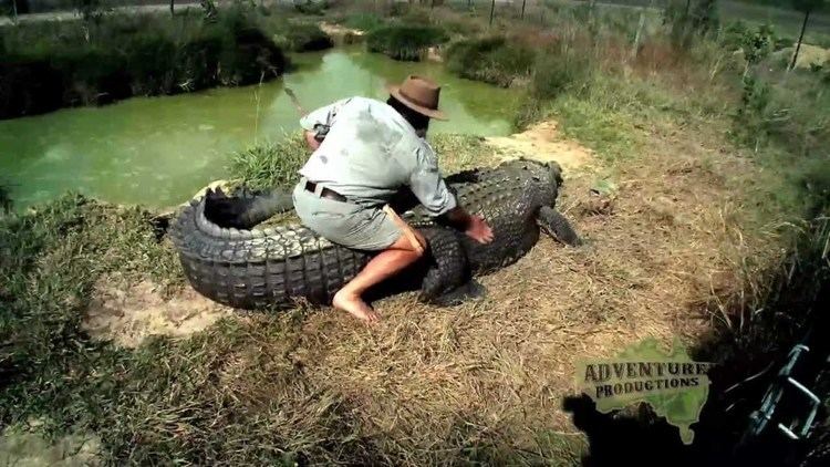 Rob Bredl Catching Crocodiles with Rob Bredl aka Barefoot Bushman