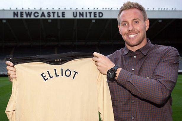 Rob Elliott Rob Elliot delighted to eventually join United Chronicle